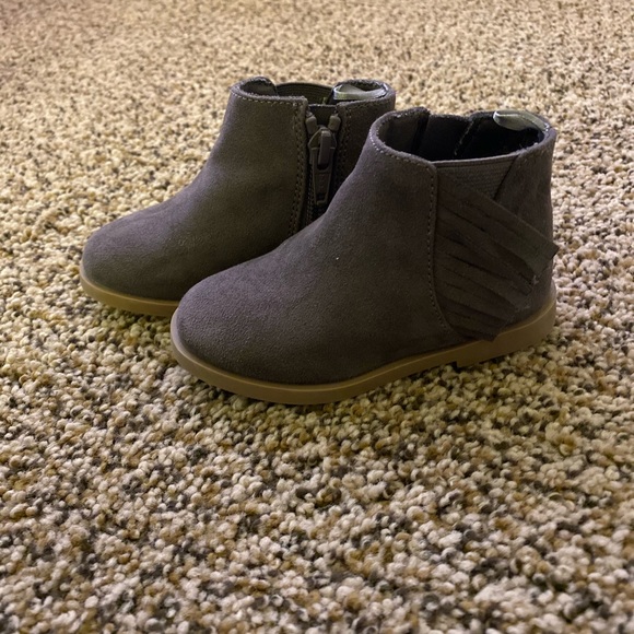 Super cute toddler boots Old navy - Picture 1 of 3